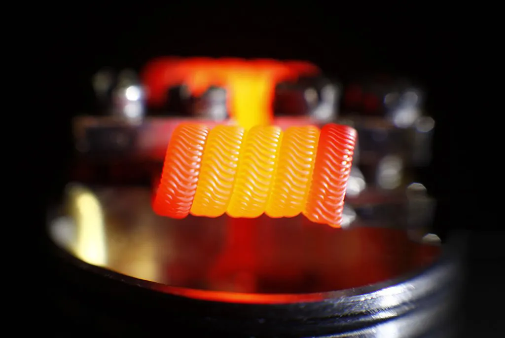 工作中的電子煙線圈